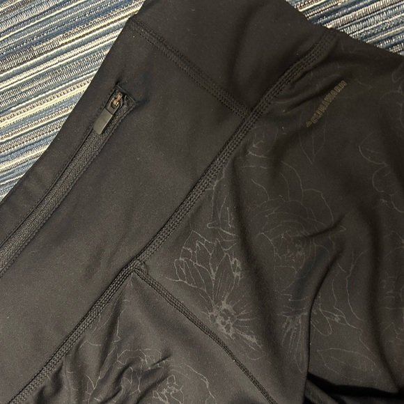 Adidas Small Climawarm Black Floral Embossed Winter Tights - Picture 7 of 8